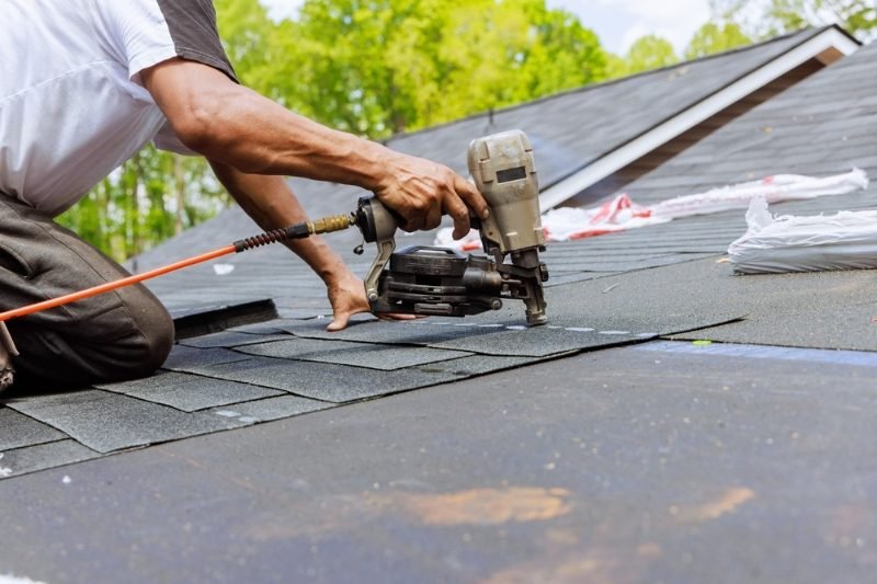 Roofing Contractor materials and craftsmanship in Hutchinson